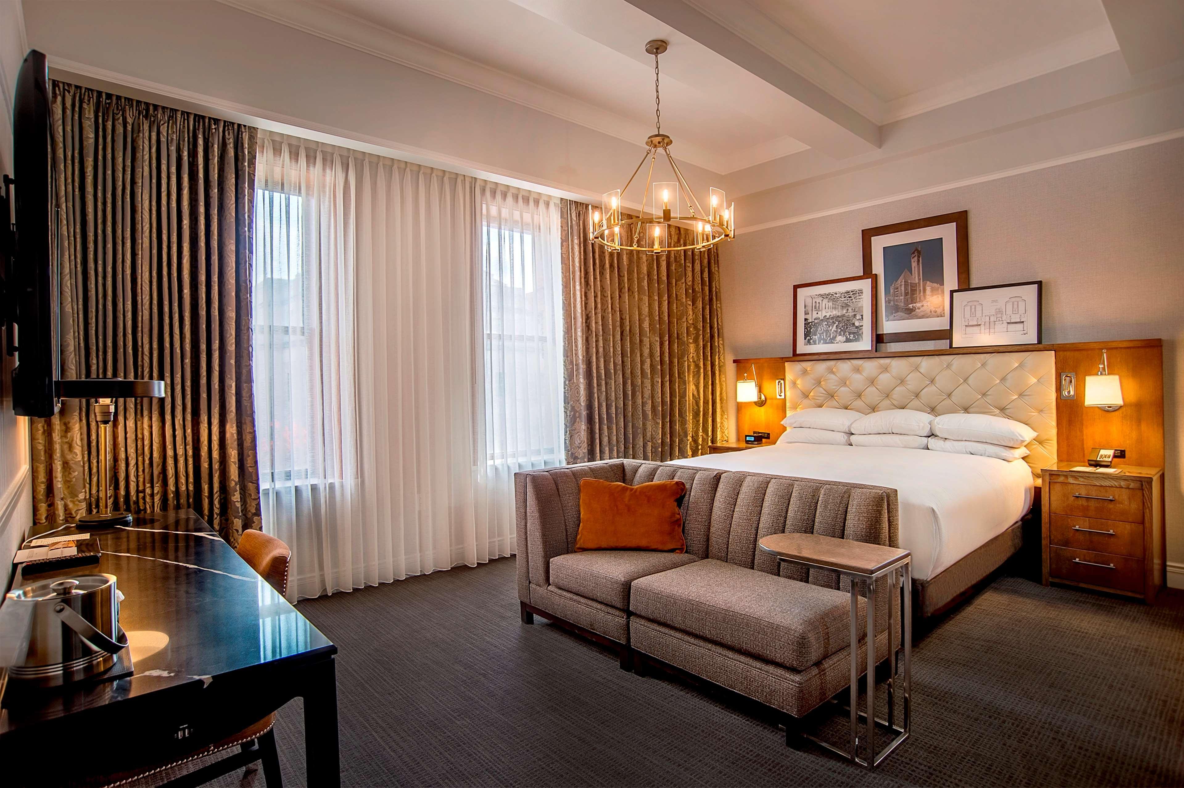St. Louis Union Station Hotel, Curio Collection By Hilton Εξωτερικό φωτογραφία