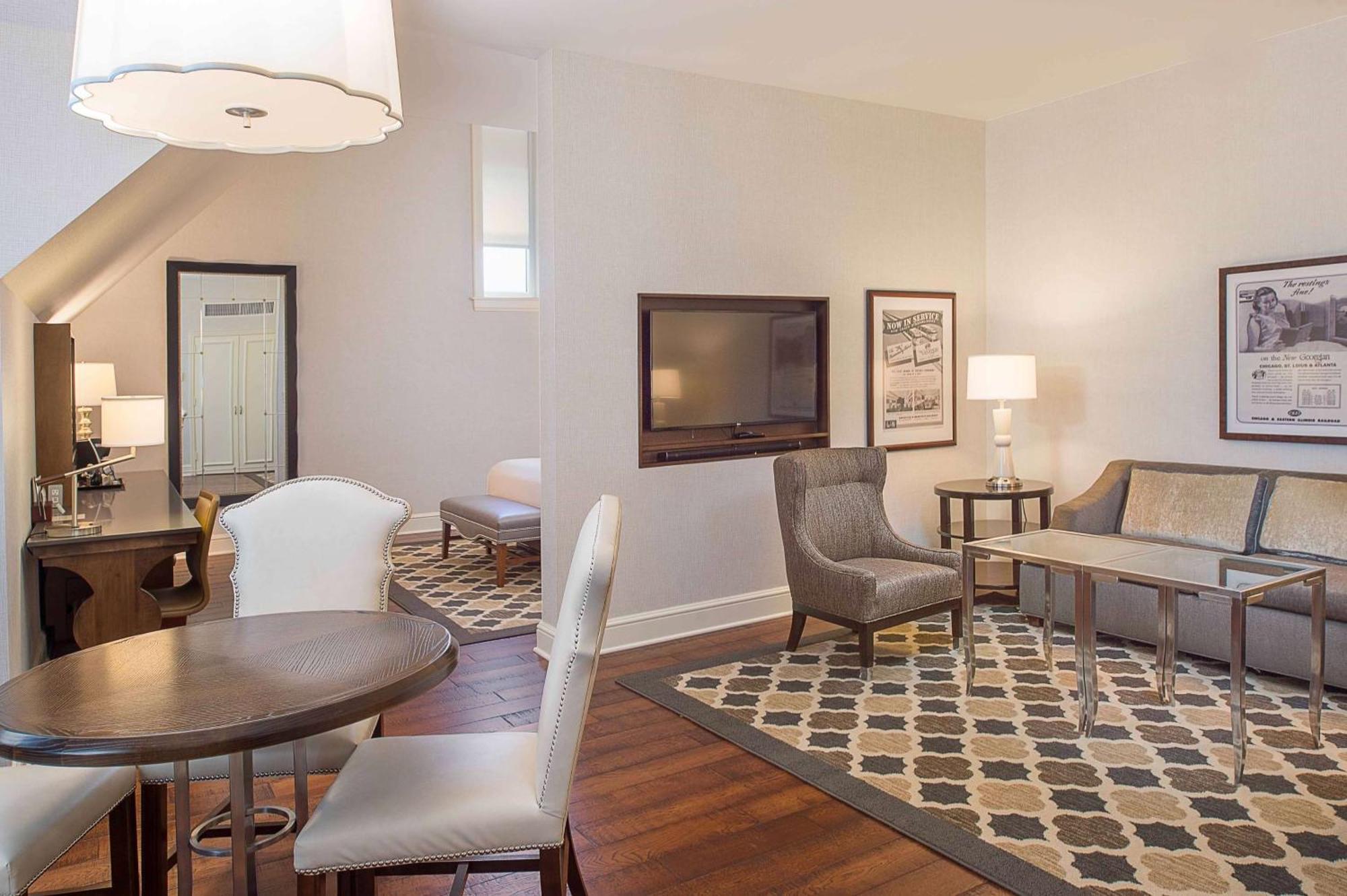 St. Louis Union Station Hotel, Curio Collection By Hilton Εξωτερικό φωτογραφία