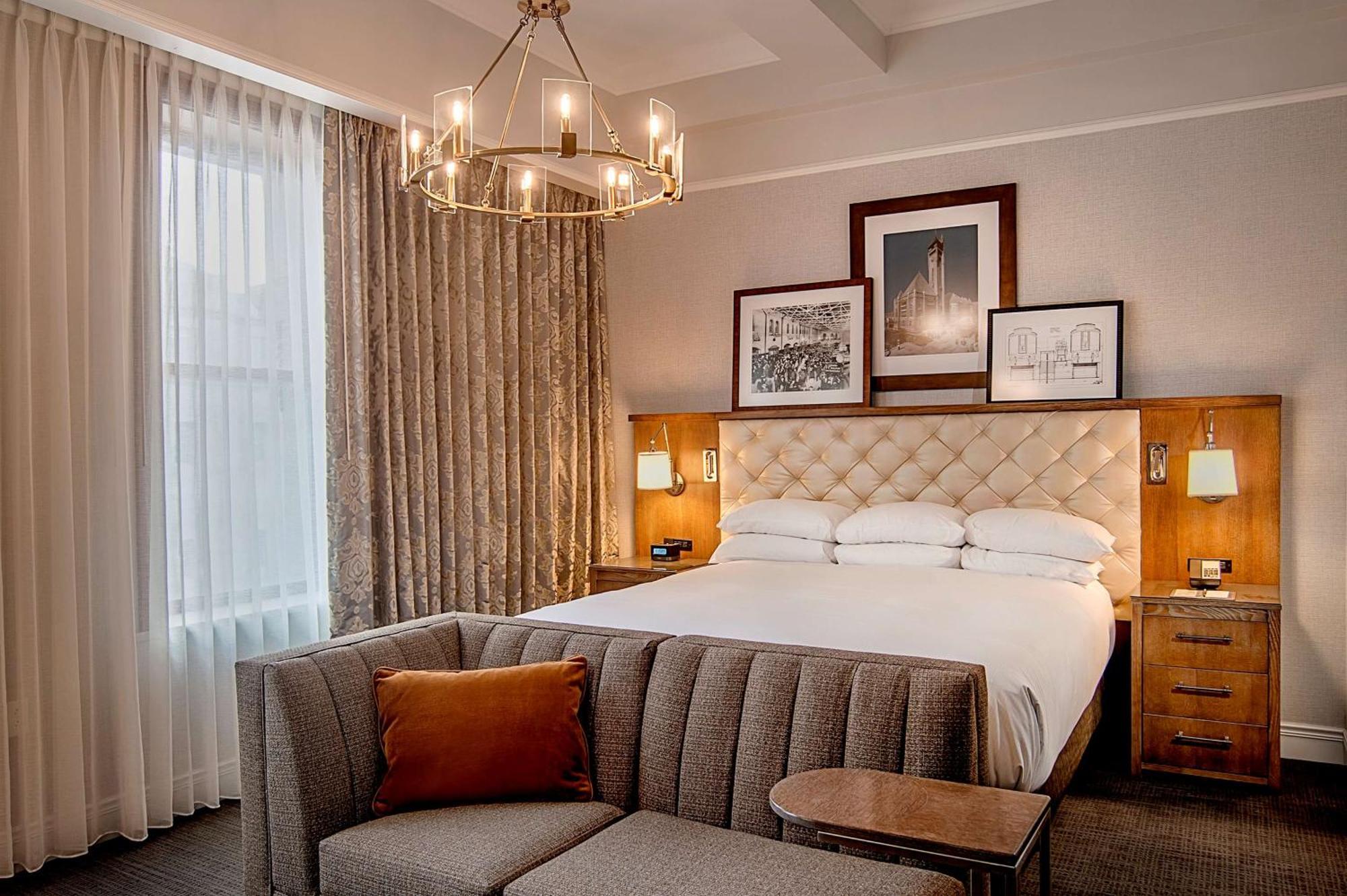 St. Louis Union Station Hotel, Curio Collection By Hilton Εξωτερικό φωτογραφία