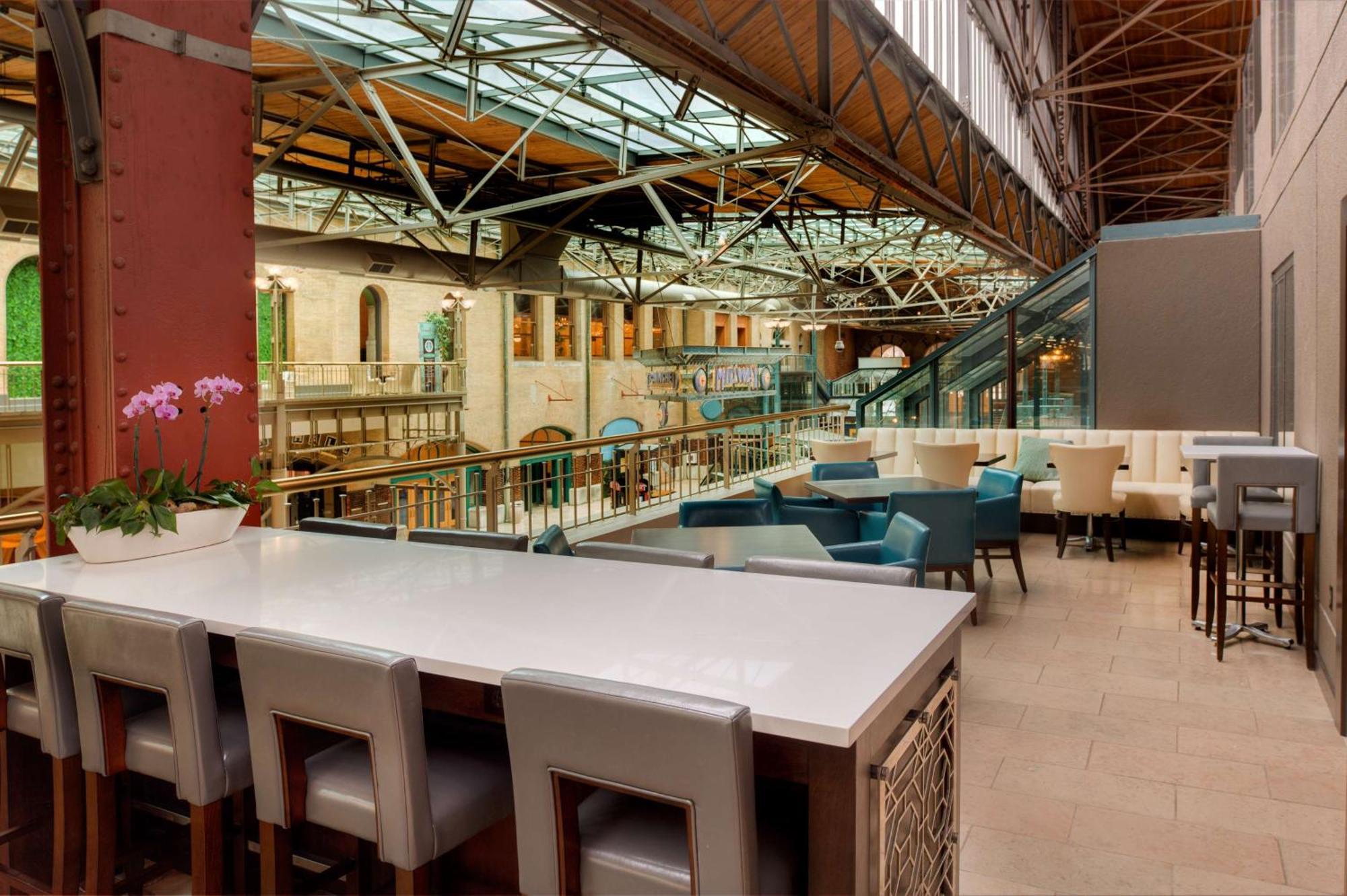St. Louis Union Station Hotel, Curio Collection By Hilton Εξωτερικό φωτογραφία